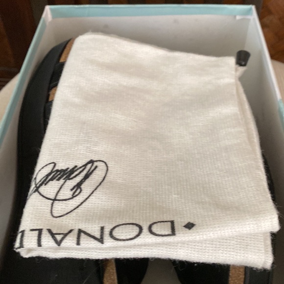 DONALD J. PLINER - “Boske” Leather/cork Wedge 12M NIB - Picture 9 of 10